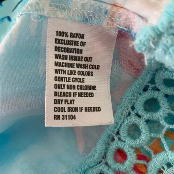 Crown & Ivy Belk Beach Print 3/4 Juliet Sleeves Crochet Inset Rayon Blouse XL - Picture 10 of 11